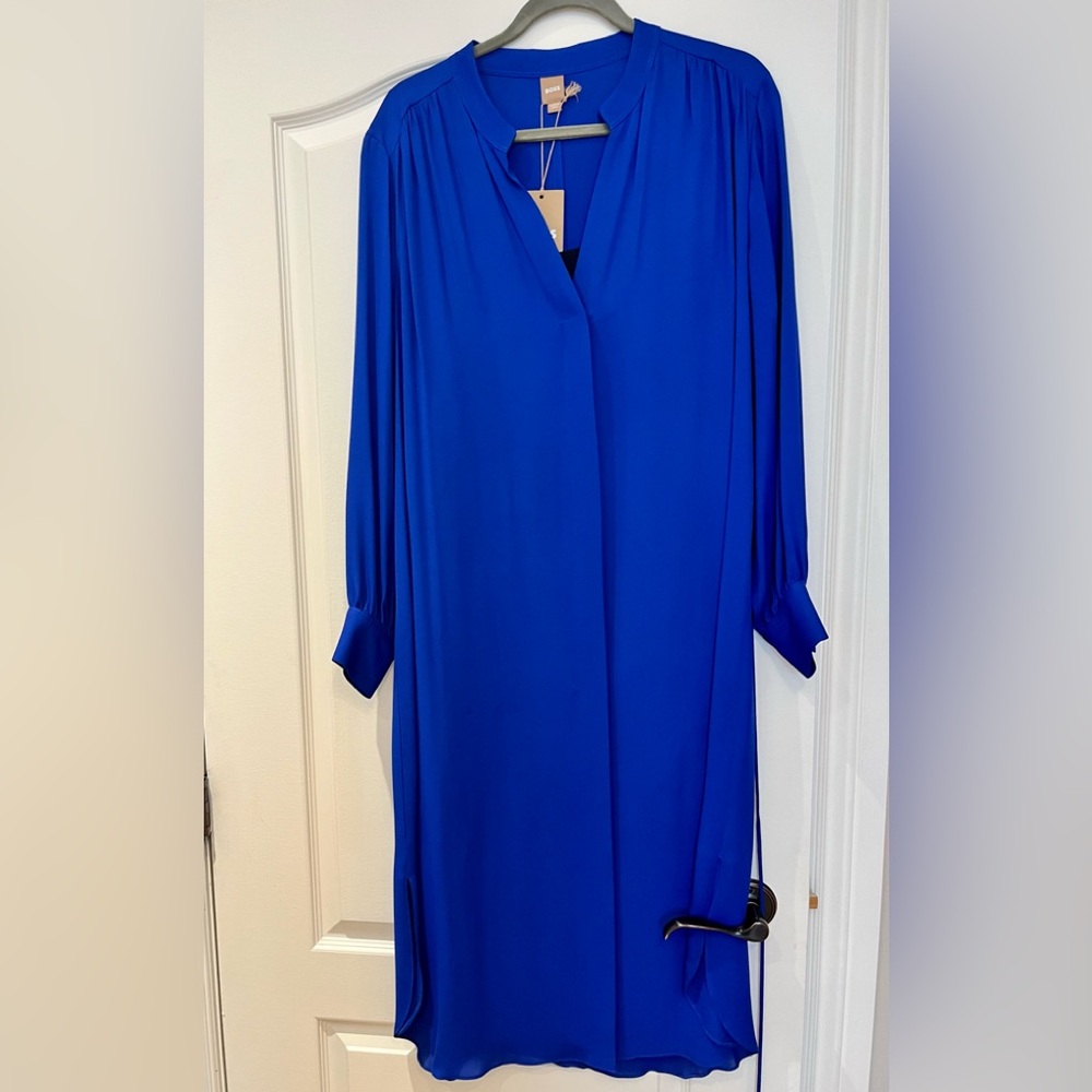 Lovely dress , stunning colour